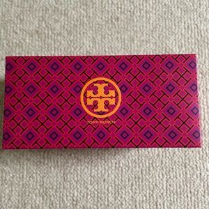 Tory Burch shoe box